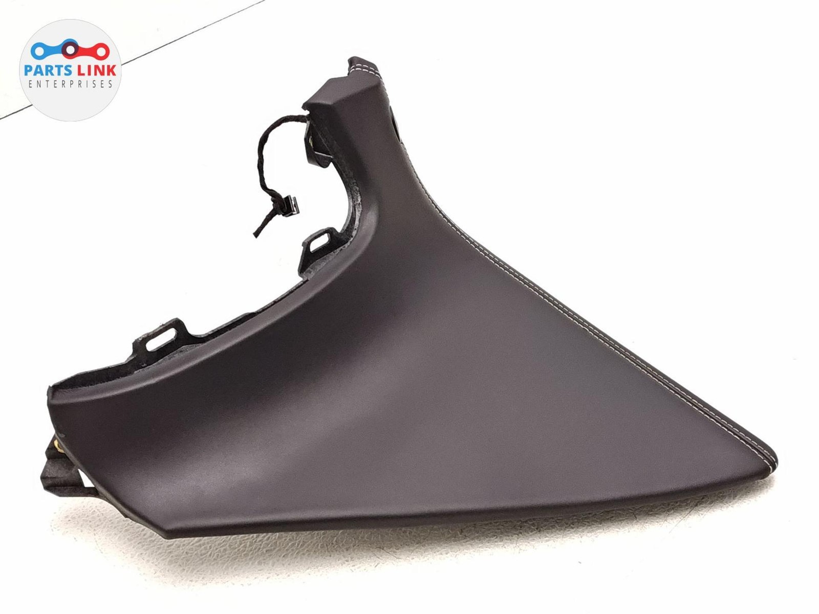 Bentley Bentayga 2016-2020 LEFT+LOWER Kick panel