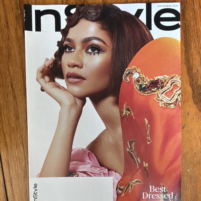 InStyle Magazine Nov 2021 - Zendaya Best Dressed, Illustrated