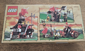 Lego Knights Kingdom Catapult Crusher 6032 New in Box