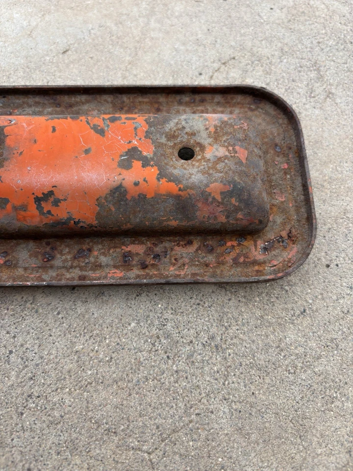 Крышка панели доступа к двигателю родстера 1962 Fiat 1200 - Изображение 4 из 4