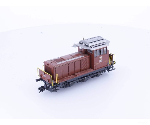 Rivarossi 1660 HO SBB-CFF-FFS Em 3/3 Diesel Locomotive 18820 DCC | Condition: Used