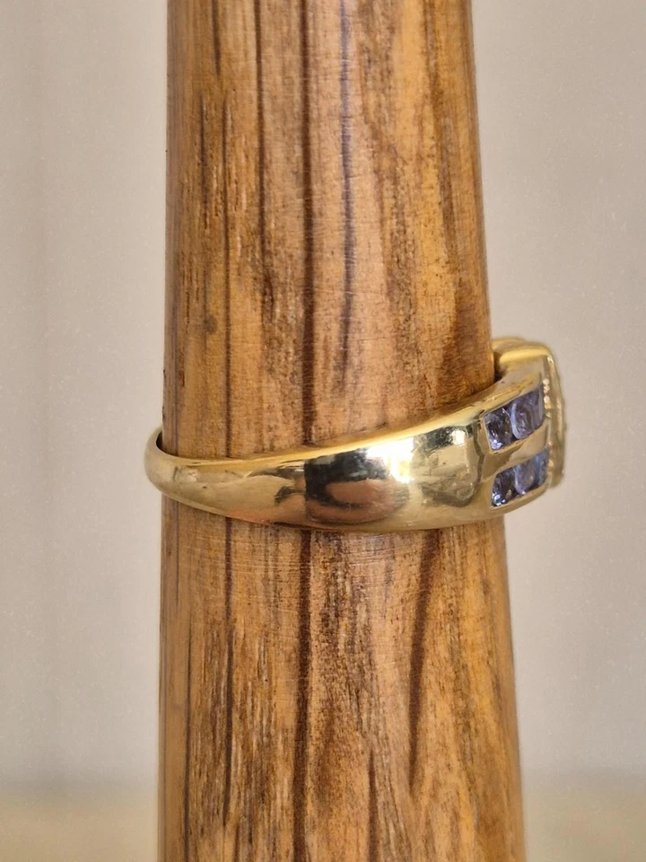 Beautiful 9k Clear Stone And Tanzanite Gold Ring size O - Image 3 of 4