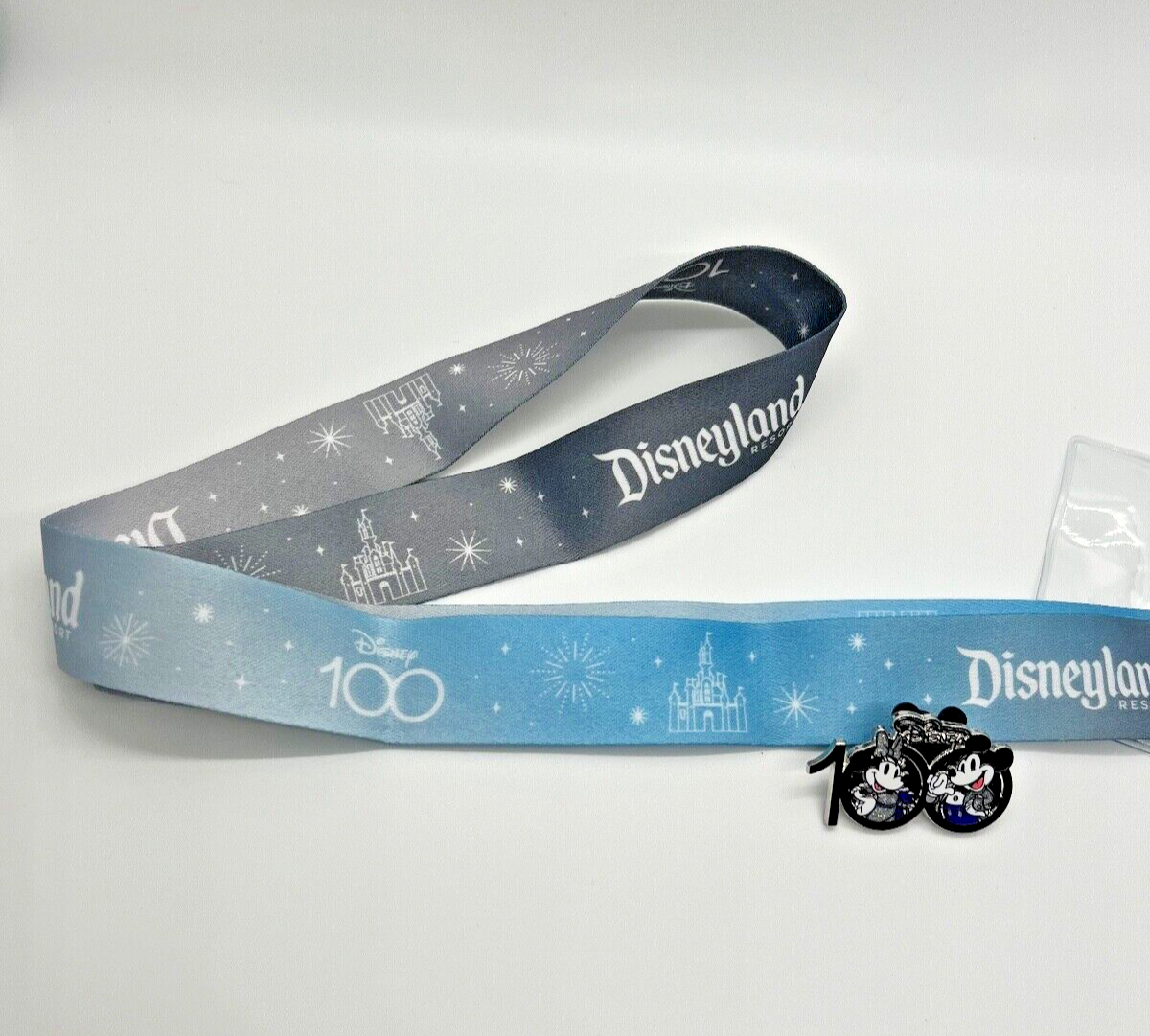 ディズニー100周年ストラップ Disneyland Disney 100 Years Lanyard and Pin Set New