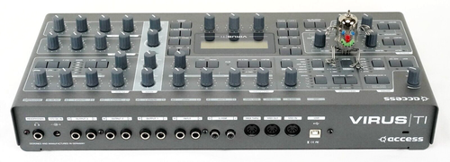 Access Virus Ti 2 Synthesizer Desktop MIDI + Fast Neuwertig + 1Jahr Garantie - Bild 13 von 16