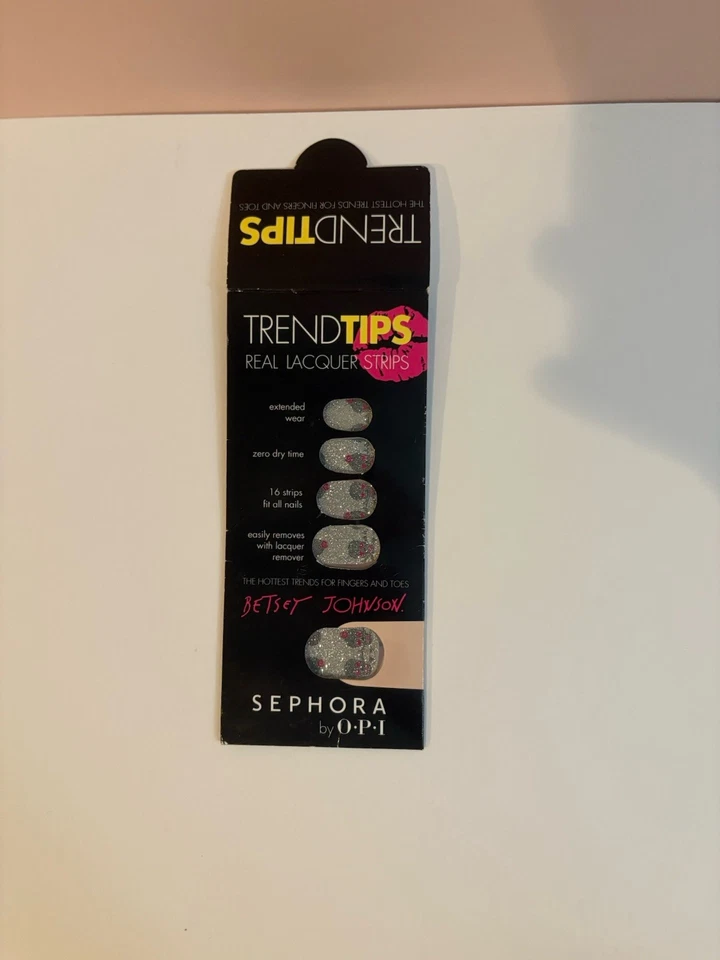 Sephora por OPI Betsey Johnson SE644 Calaveras Tendencia Puntas Tiras de Esmalte de Uñas Reales Foto 4 de 4