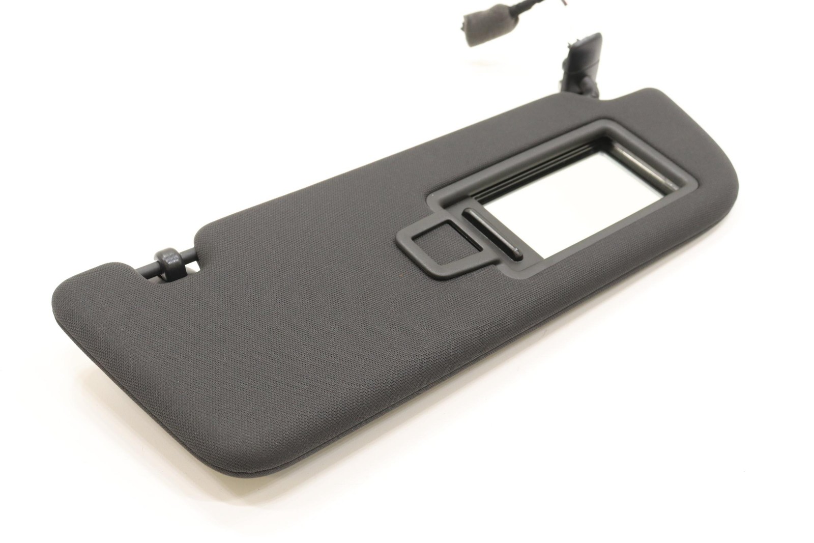 2023 - 2025 AUDI A6 FRONT RIGHT WINDSHIELD SUNVISOR OEM 5G0010029D TRIM_MN