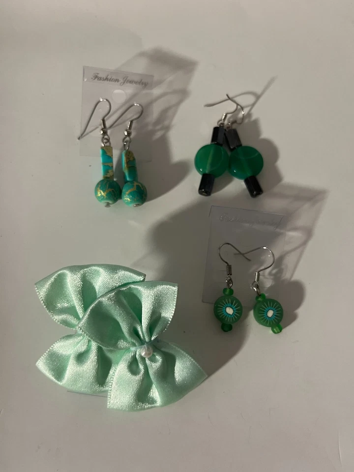 Pendientes perforados de tela hemitita de resina 4 pares verde 1" hechos en EE. UU. L6 Foto 3 de 4