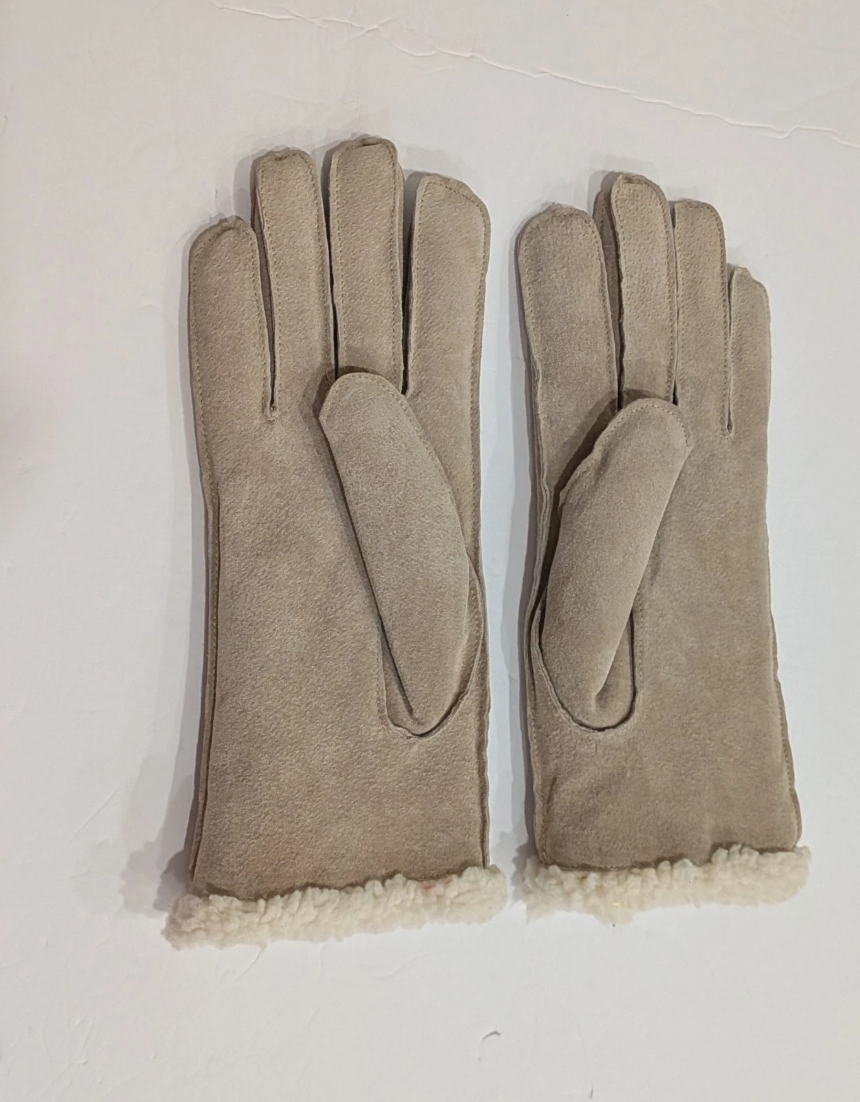 Sullivan Glove Co. Women's The Cascade Deerskin Leather Gloves Oatmeal Medium 8