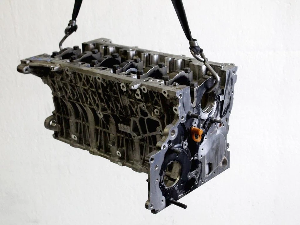 11110415722 Monoblock Motor BMW X5 E70 3.0 D 4X4 210KW Aut 5P (2009) Ersatz - Imagem 3 de 4