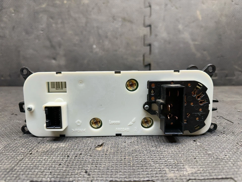 Dodge Ram 2500 SLT 5.7L Heater AC Temperature Control 2003 2004 2005 55056321AC - Image 4 of 4