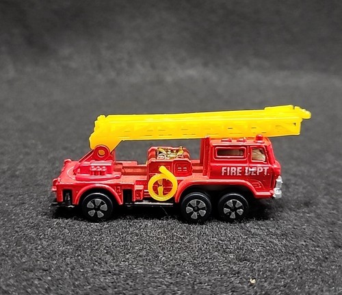 Playart Peelers Fire Engine - Picture 2 of 7
