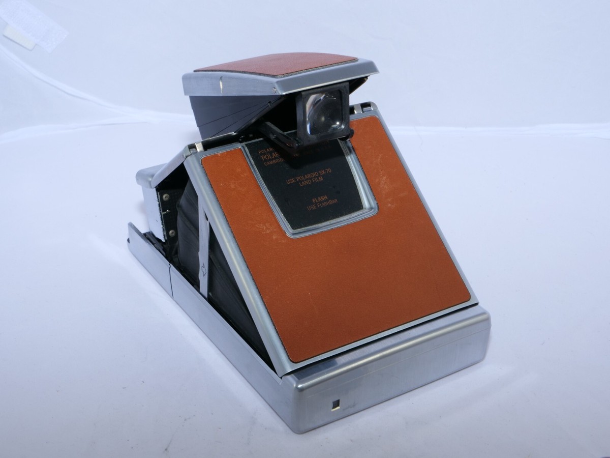 Polaroid SX-70 Camera. Original Model. Case. Instructions