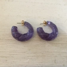 Vintage Estate Opaque Purple Swirl Molded Plastic Pierced Earrings