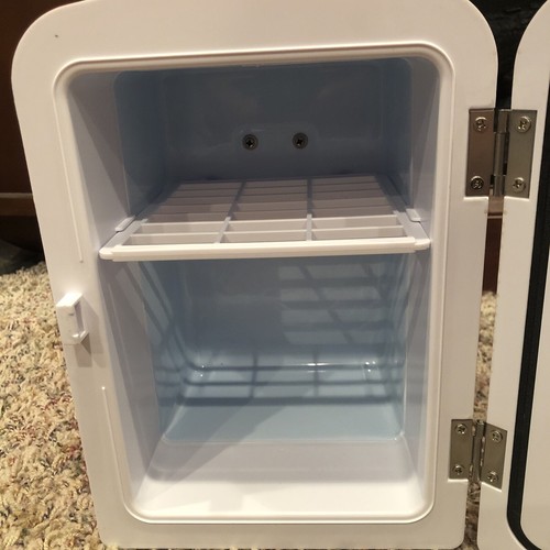 Classic Coca-Cola 6 Can Portable Mini Fridge Koolatron Exc Cond With Plug - Picture 3 of 7