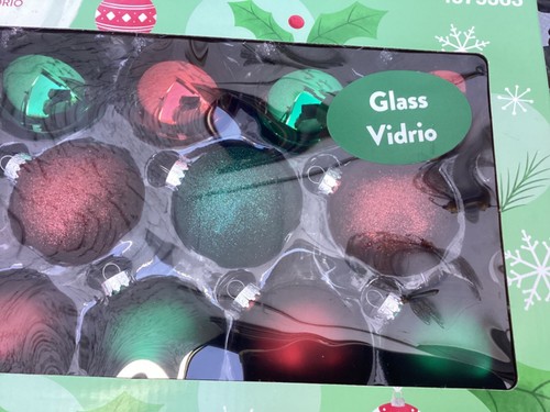 NIB 28 CT GLASS ORNAMENTS - Picture 4 of 5