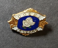 Vintage ster silver lapel pin marked D.O.B.E.S. 25 years service. pin as found