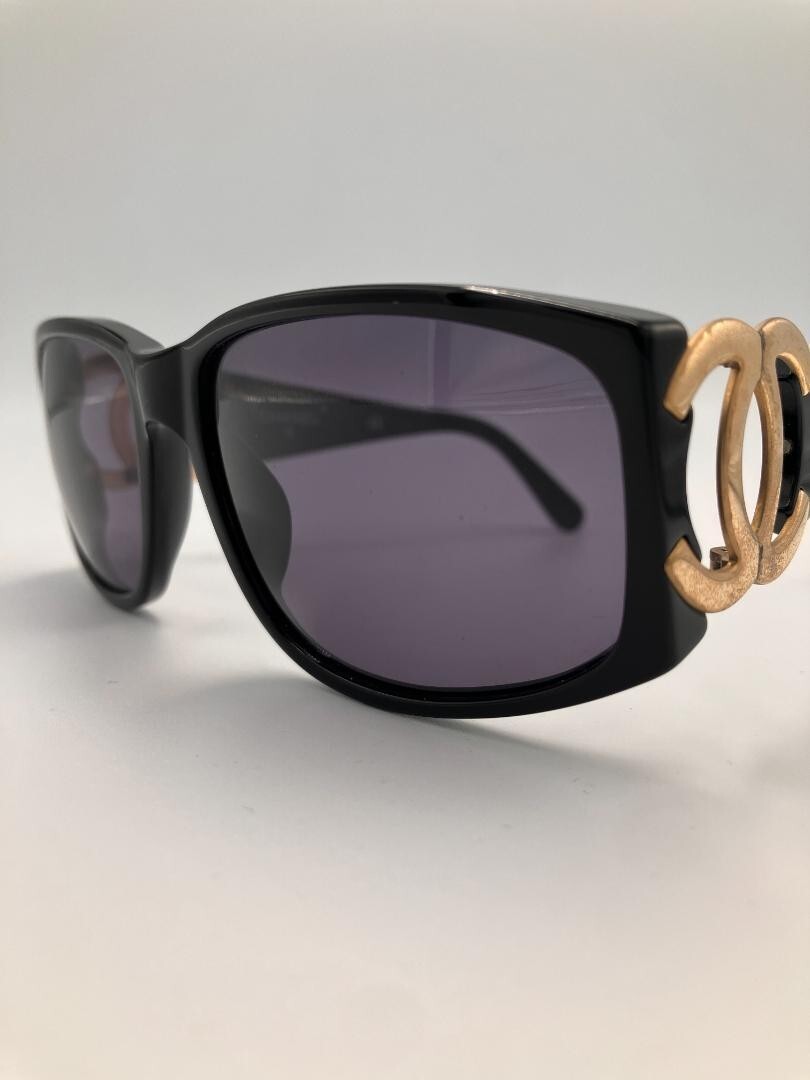 CHANEL COCO Logos 02461 94305 Sunglasses Black Gold Excellnet