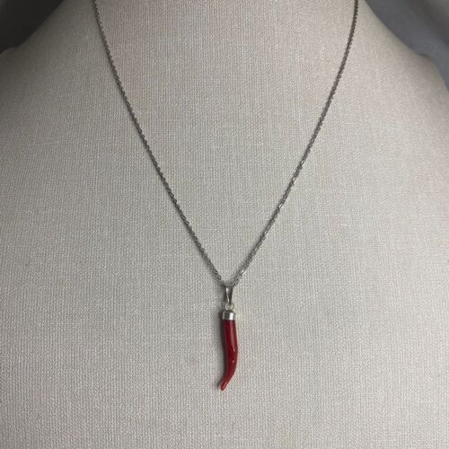 Collana argento 925 con ciondolo a forma di corno rosso in corallo - Ebolibijoux - Foto 1 di 3