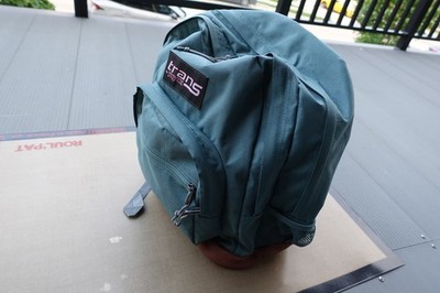 air canada carry-on business laptop backpack Would this bag be okay to use for a personal item? : r/aircanada