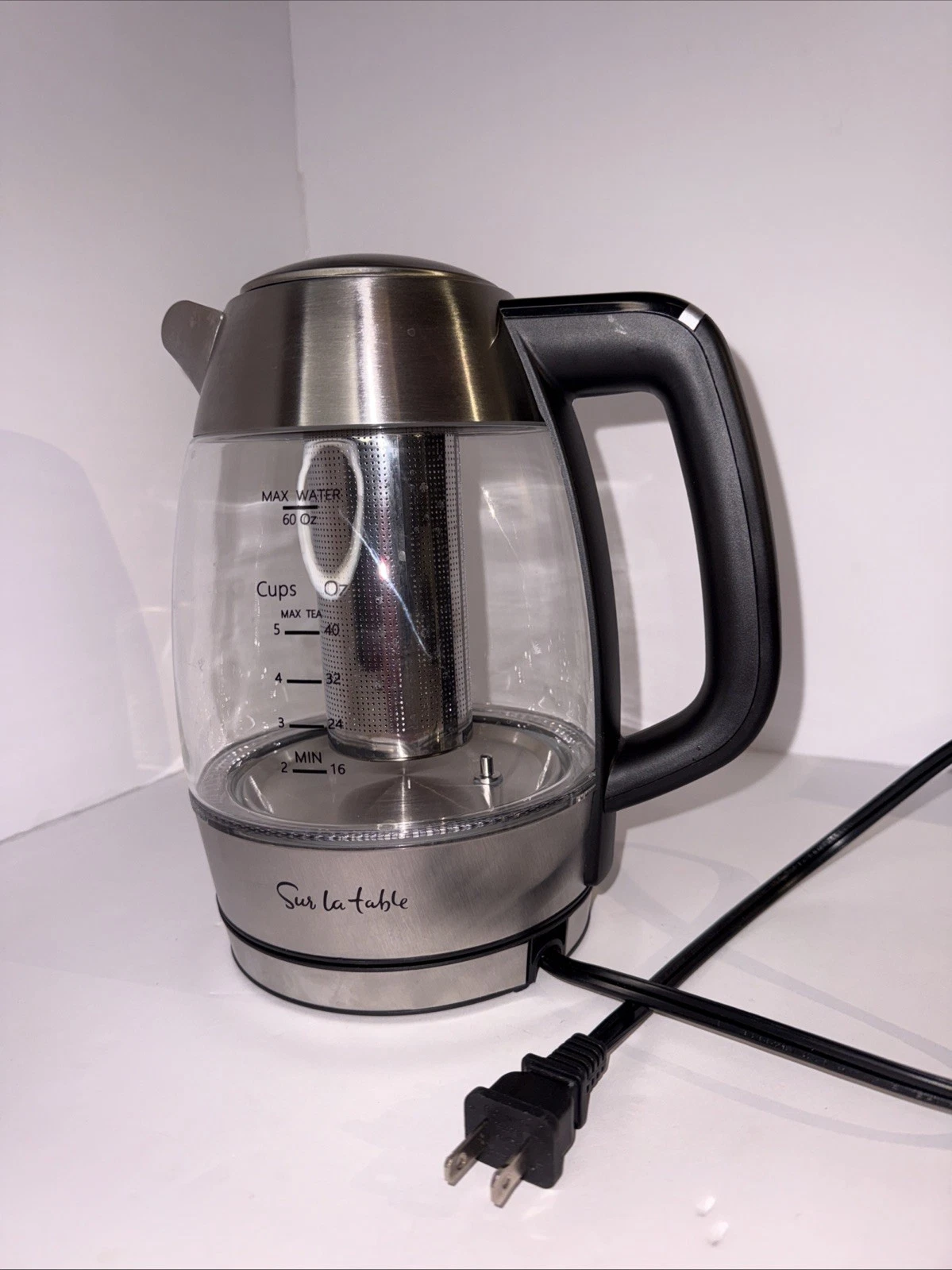 Sur La Table SLT-4408 Digital Kettle + Infuser 7.5 Cups 60 Oz + Base