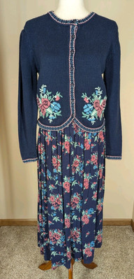 Vintage Ninon de Lenclos Floral Embroidered Cardigan Sweater Skirt Set Sz Small 