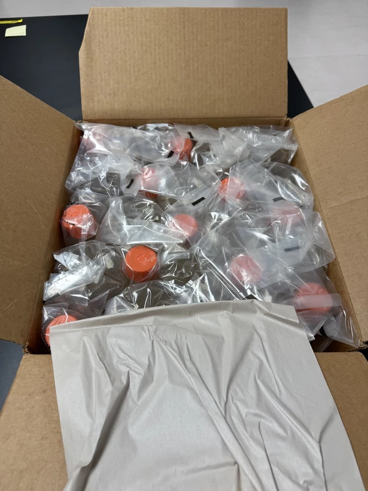 CORNING 500mL PC defeituoso Erlenmeyer frasco estéril com tampa ventilada 431401 (25/cs) - Imagem 4 de 4