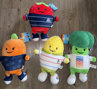 #ad Aldi Plush Set NEW Produce Crew Fruit Vegetable Corn Carrot Broccoli Strawberry $79.95