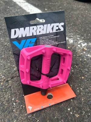 DMR Bikes Flat Pedal Pink Lightweight Durable New