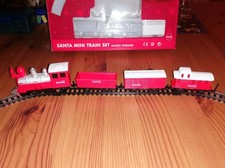 Coca Cola Santa Mini Train Set in OVP - Weihnachten Christmas Eisenbahn Lok