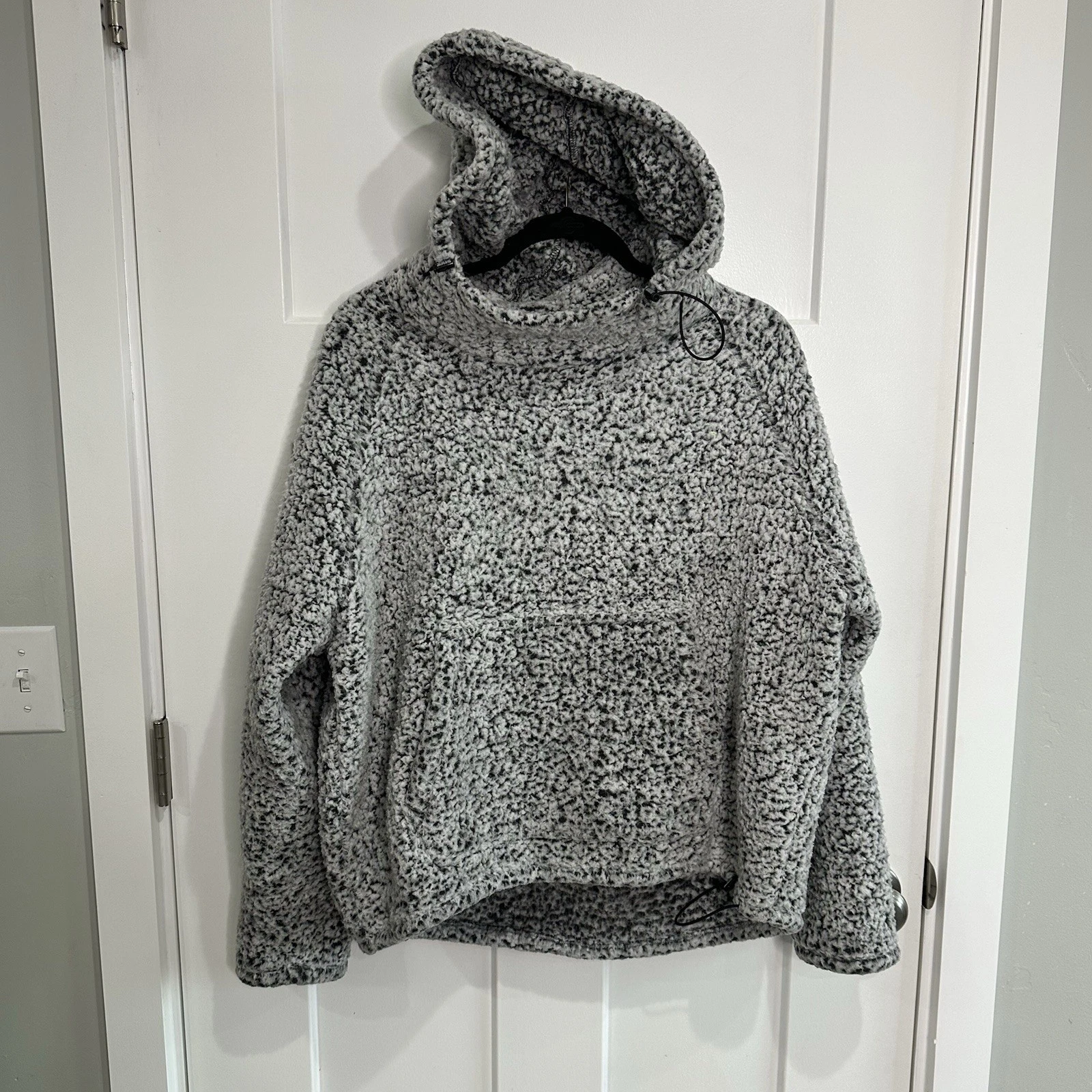 Victoria's Secret PINK Sherpa Funnel Neck Pullover Hoodie Gray/Black Sz L Cozy
