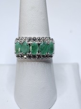 Stunning Designer Sterling Silver 2 ctw Emeralds Cocktail Ring Size 8 B1-68