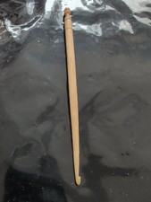 Vintage Bone Crochet Hook Unmarked 5 1/4 inches Long