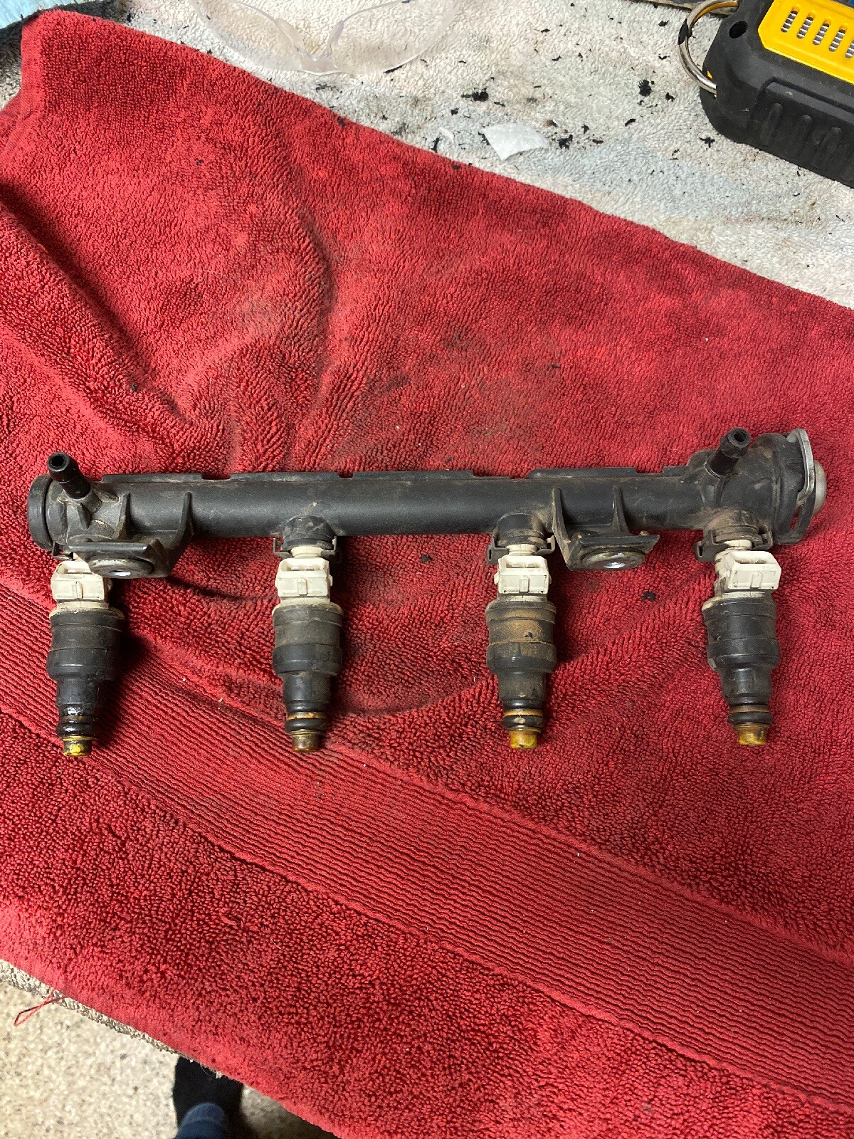 1995 Bmw K1100 Injectors And Fuel Pressure Regulator With Fuel Rail