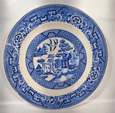 Homer Laughlin Blue Willow 7.25" Vintage Plate