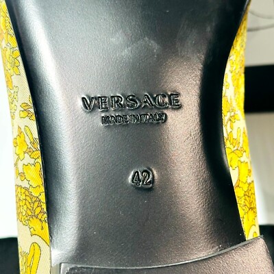 Versace Loafers 42/US 9 Gold Barocco Print Calfskin Leather  display picture 3