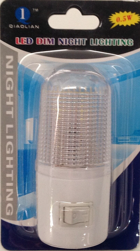 Luce Notturna Per Bambini Con Interruttore Luce LED 0,5 Watt Tensione 220 Volt - Foto 3 di 3