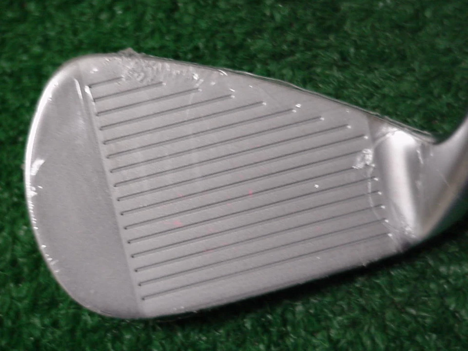 Brand New Srixon ZX4 MK II Face Forged Pitching Wedge Kbs Tour-V 110 Stiff Flex - Image 3 of 3