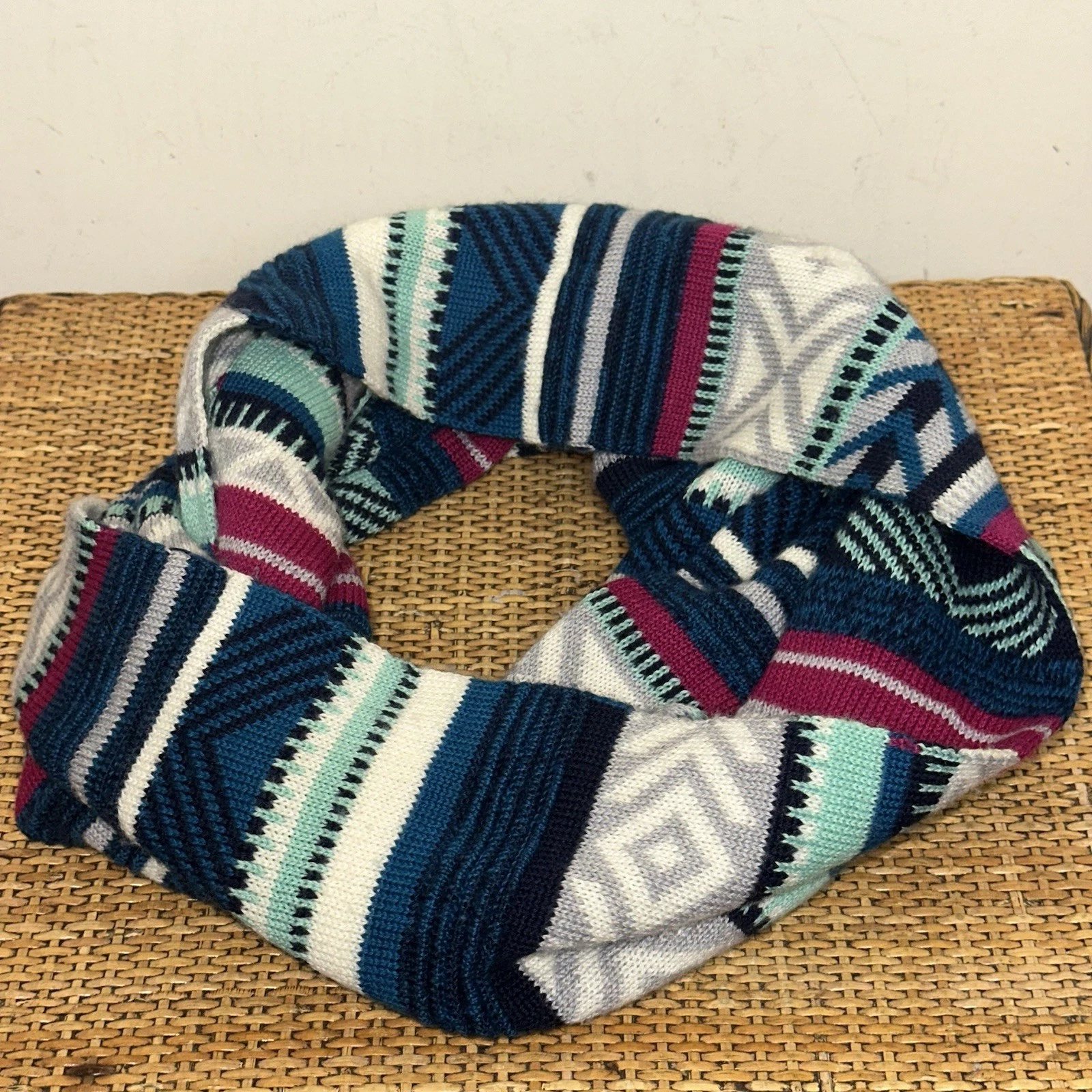 SMARTWOOL Infinity Loop Scarf Camp House Merino Wool Blend Winter Glacial Blue