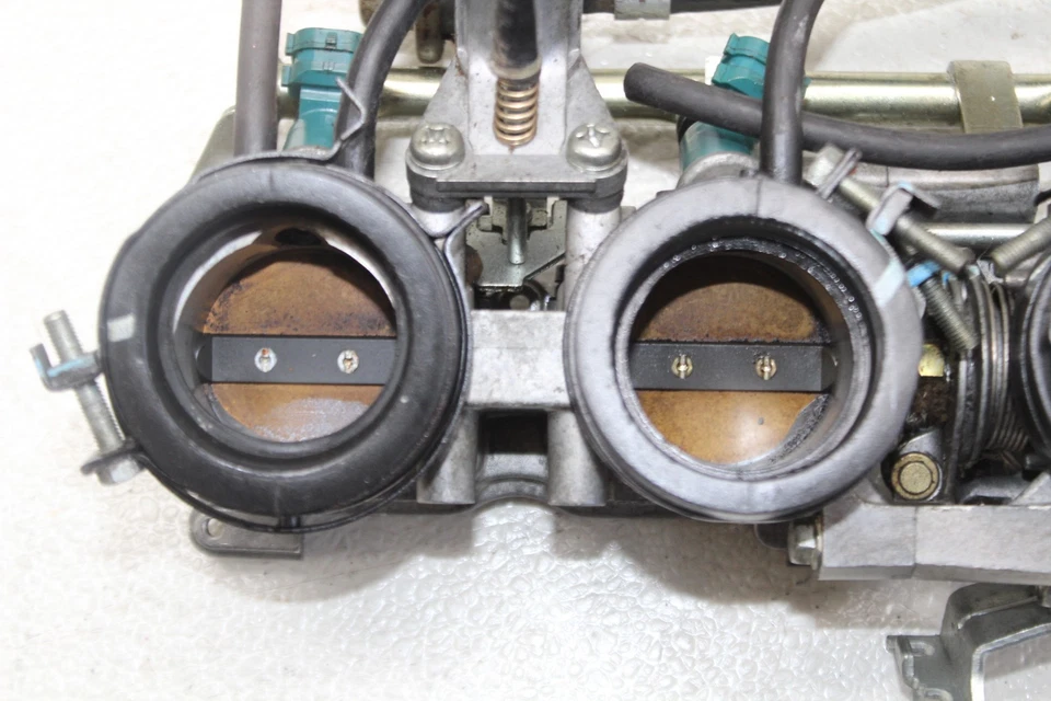 02-03 HONDA CBR954RR CORPO DO ACELERADOR CORPOS TPS INJETORES - Imagem 2 de 4