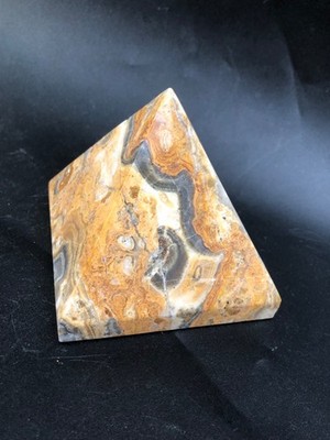 Large Polished Onyx Pyramid 453g Natural Crystal Gemstone Gift Decor Piece