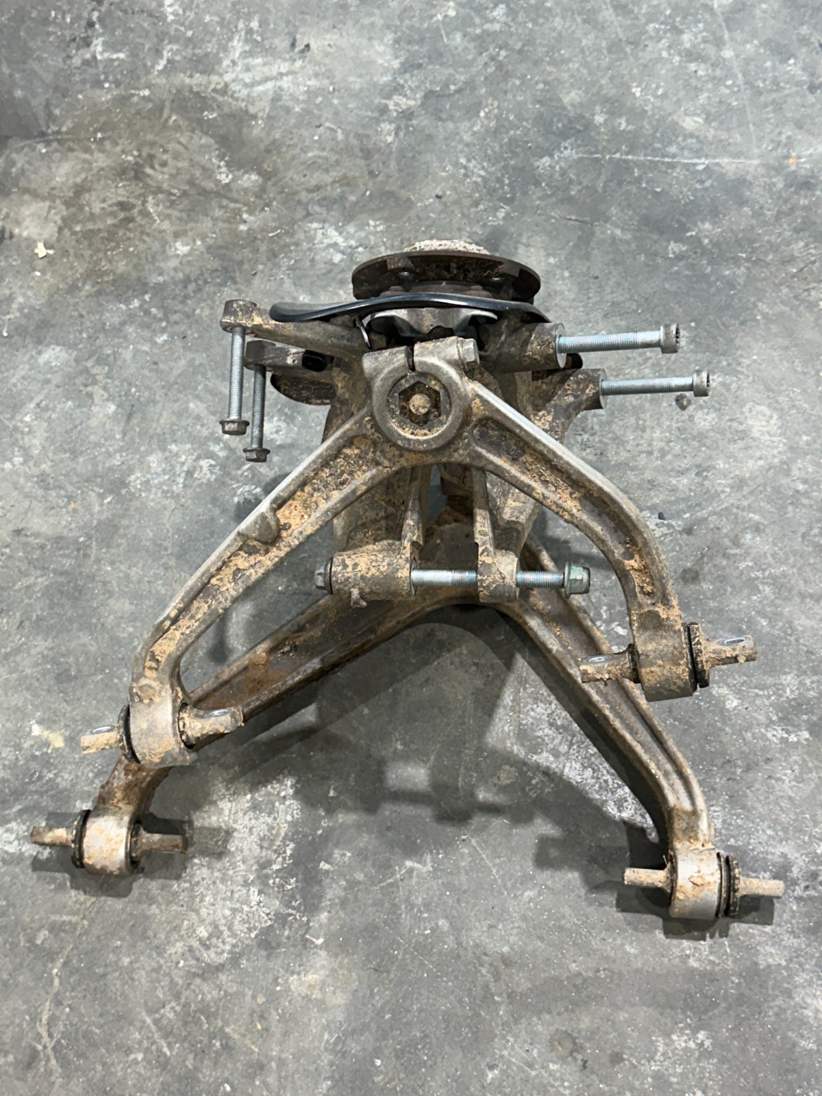 2017 AUDI R8 REAR LEFT SUSPENSION CORNER ASSEMBLY OEM