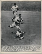 1950 Press Photo Browns Dick Kekosout at 2nd vs Indians Joe Gordon - nes35259