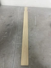 21” paint sticks 250 count for 5 gallon. Can Be Company Branded