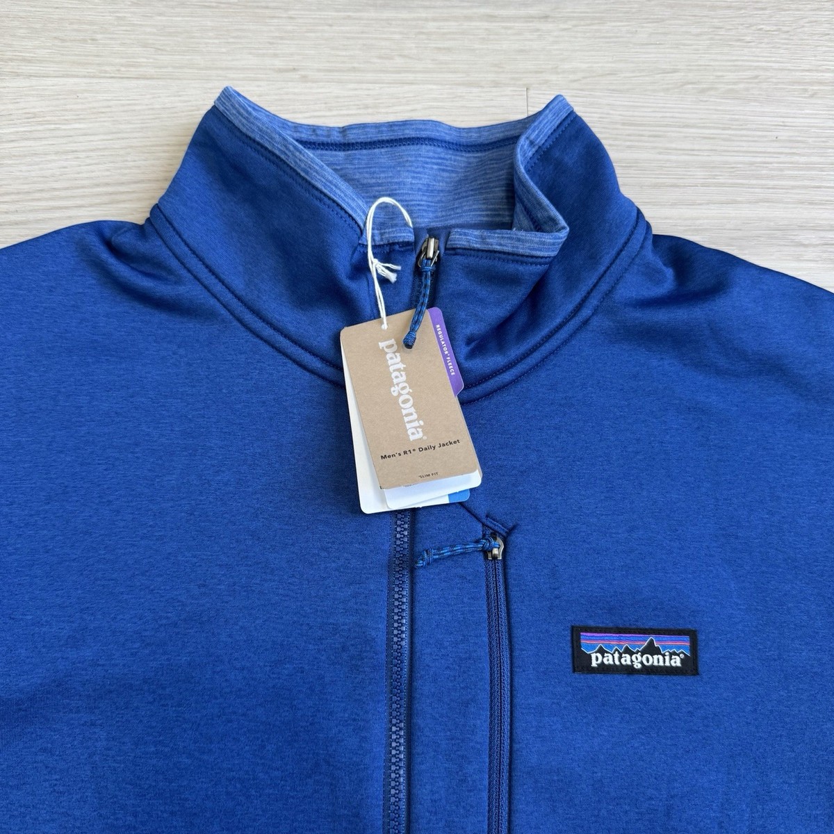 Mens Patagonia R1 Daily Jacket Full Sup Superior Blue New With