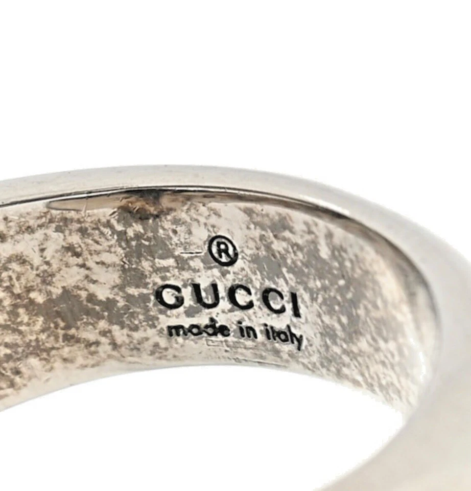 Anillo Gucci Cabezas de Tigre Doble Envoltura Plata y Cristal Verde Talla 6 Apenas Usado Foto 4 de 4