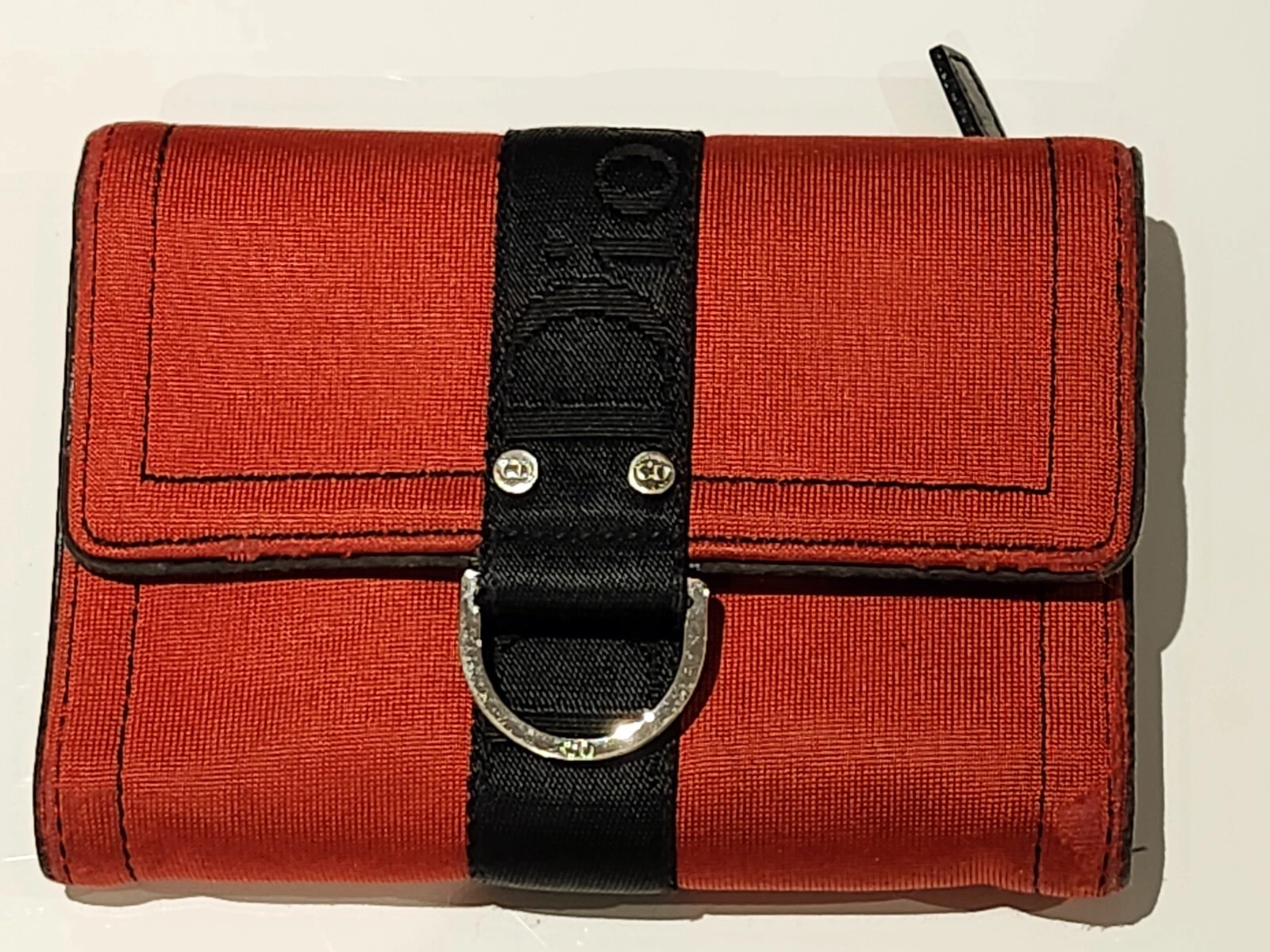 Portefeuille Christian Dior vintage rouge de la gamme Hardcore