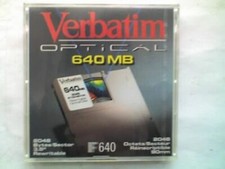 DISCO MAGNETO-OTTICO RISCRIVIBILE VERBATIM 3,5" 640Mb - formattato pc - sigillato