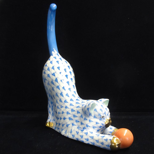 CAT WITH Orange BALL by Herend #15309 5.25