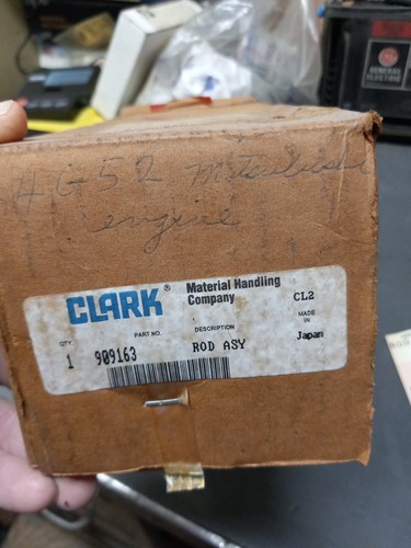 4G52 Mitsubishi Engine Rod Assembly 909163 Clark Forklift - Picture 4 of 5