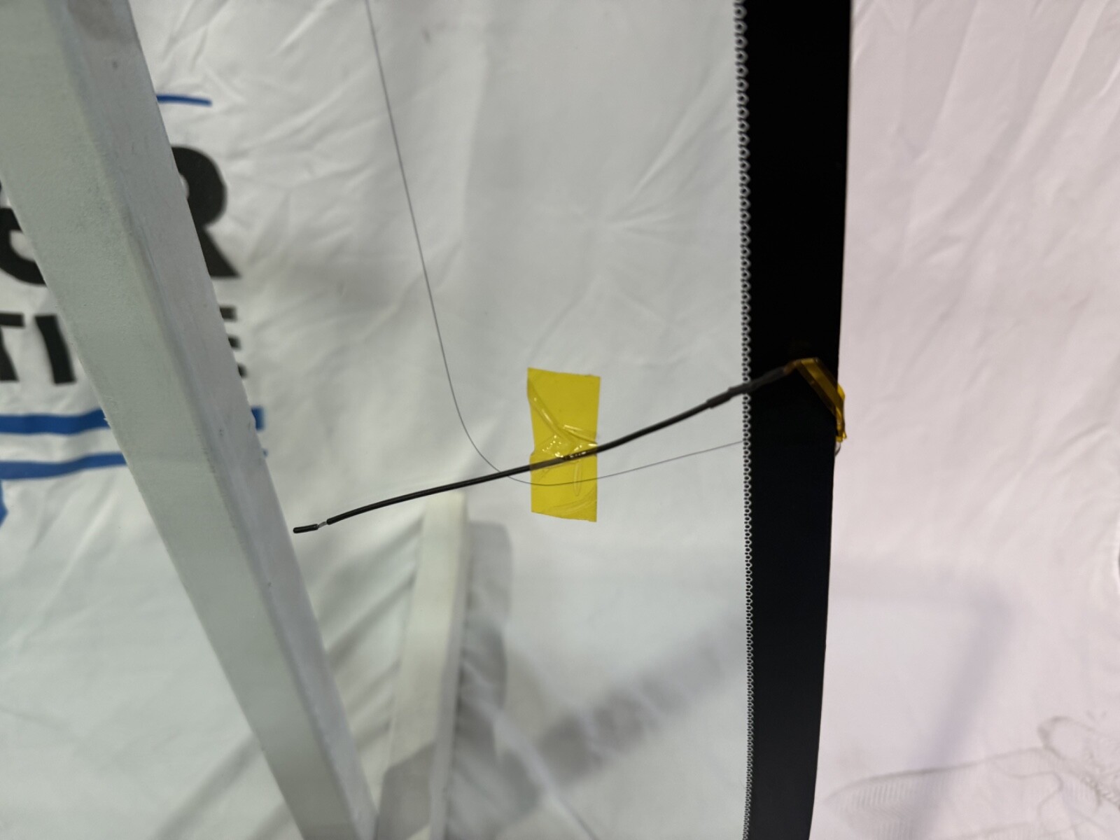 NEW Aston Martin DB9 Windshield Windscreen ***AFTERMARKET***